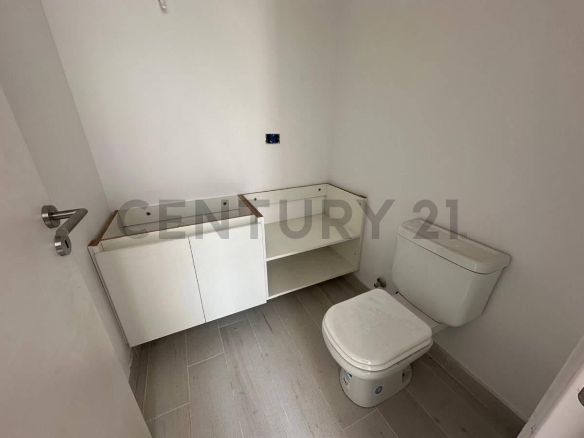 Foto de CASA A ESTRENAR 4 AMBIENTES PRADOS DEL OESTE PILETA, imagen 5