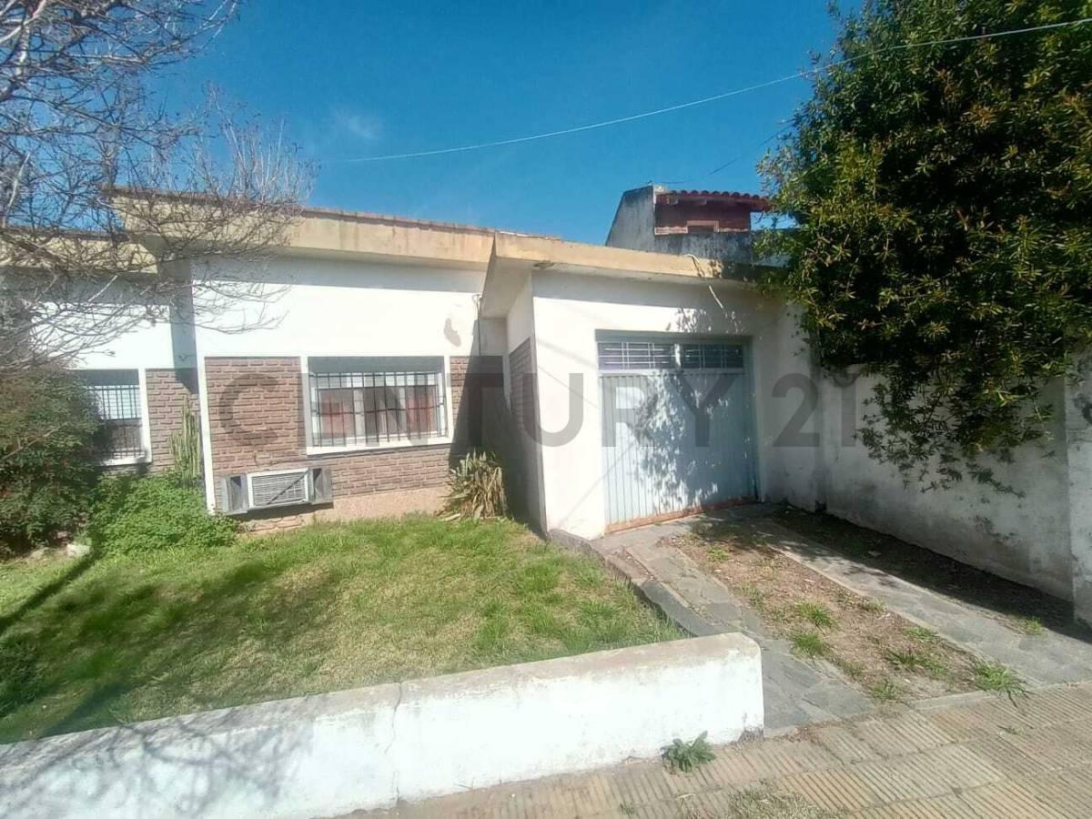 Foto de Casa Venta Padua 4 ambientes Cochera Patio, imagen 2
