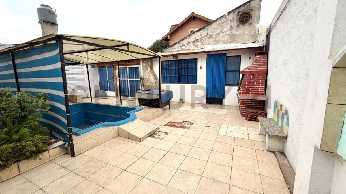 Foto de Venta de casa 4 ambientes con departamento independiente en excelente, imagen 2