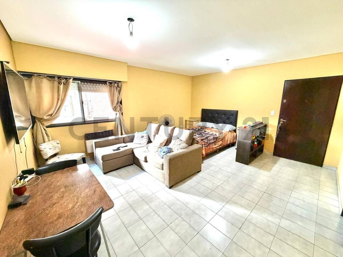 Foto de Venta Monoambiente Apto Profesional en Morón Centro – 31,45 m² – Bajas, imagen 2
