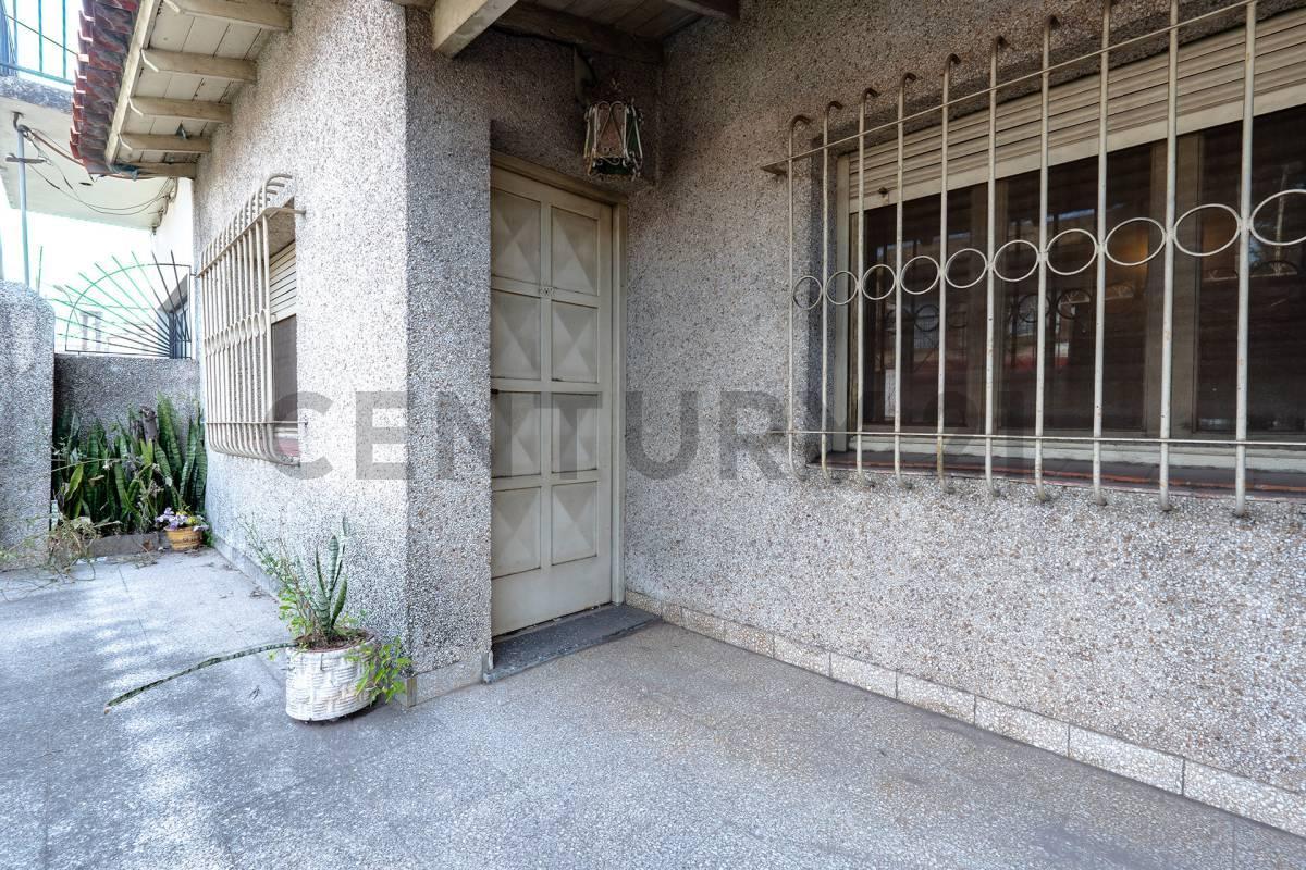 Foto de VENTA CASA 3 AMBIENTES A RECICLAR ITUZAINGO, imagen 5