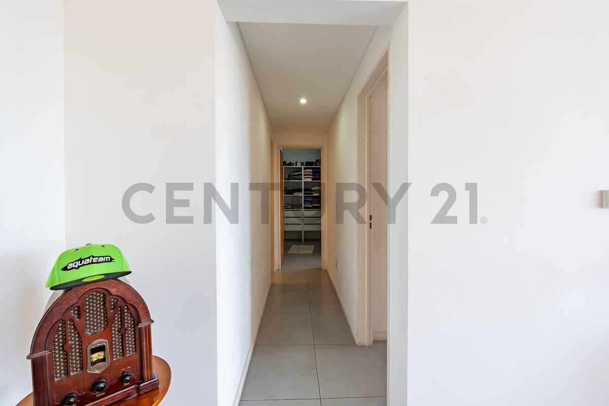 Foto de VENTA DEPARTAMENTO 3 AMBIENTES ITUZAINGO TERRAZA COCHERA, imagen 5