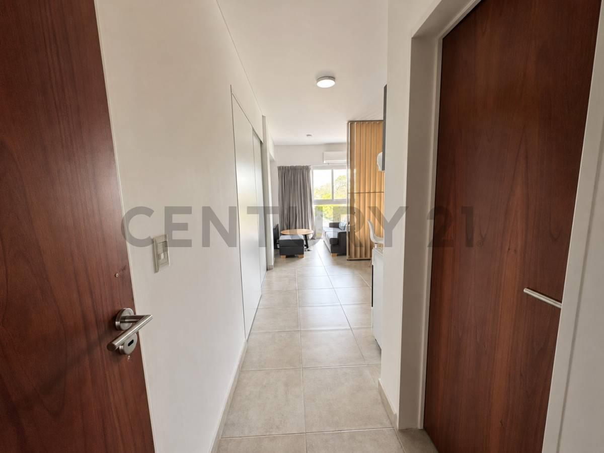 Foto de VENTA DEPARTAMENTO MONOAMBIENTE ITUZAINGO SUR EQUIPADO COCHERA, imagen 4