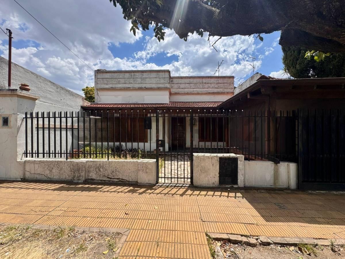 Foto de VENTA CASA EL PALOMAR 3 AMBIENTES A RECICLAR, imagen 1