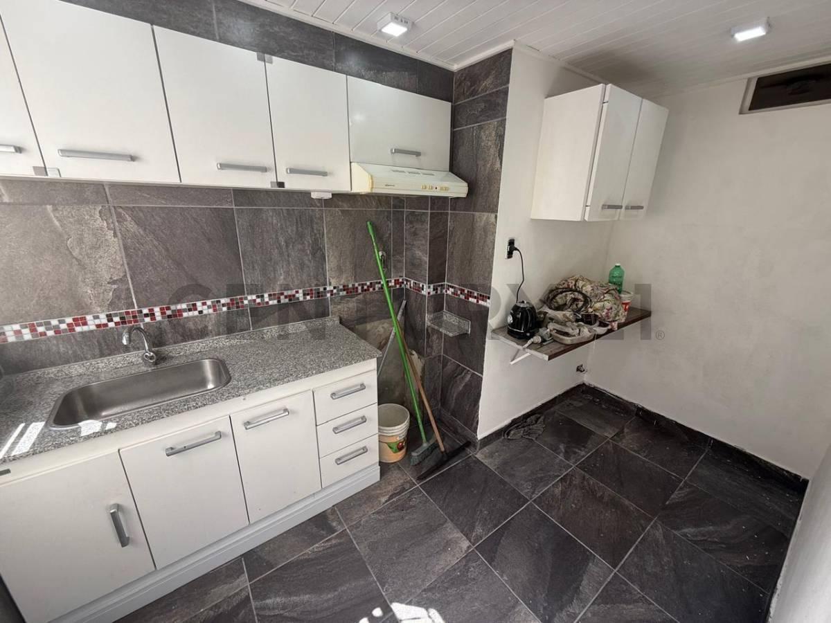 Foto de Ph 3 Ambientes Villa Sarmiento con patio,cochera, imagen 3