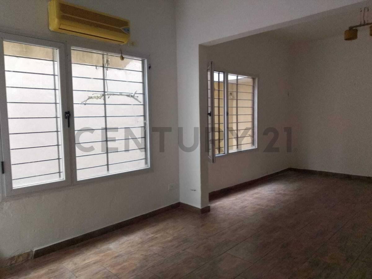 Foto de PH VENTA 4 AMBIENTES VILLA DEVOTO IMPECABLE ESTADO, imagen 1
