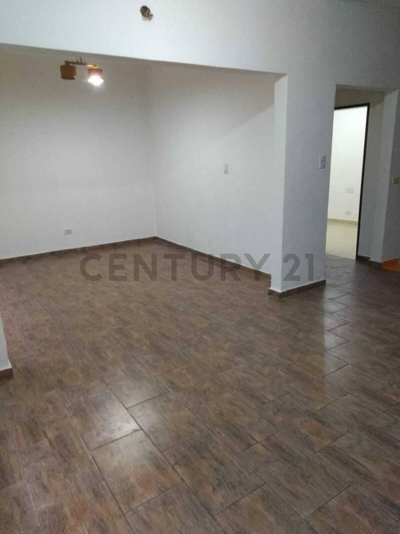 Foto de PH VENTA 4 AMBIENTES VILLA DEVOTO IMPECABLE ESTADO, imagen 3