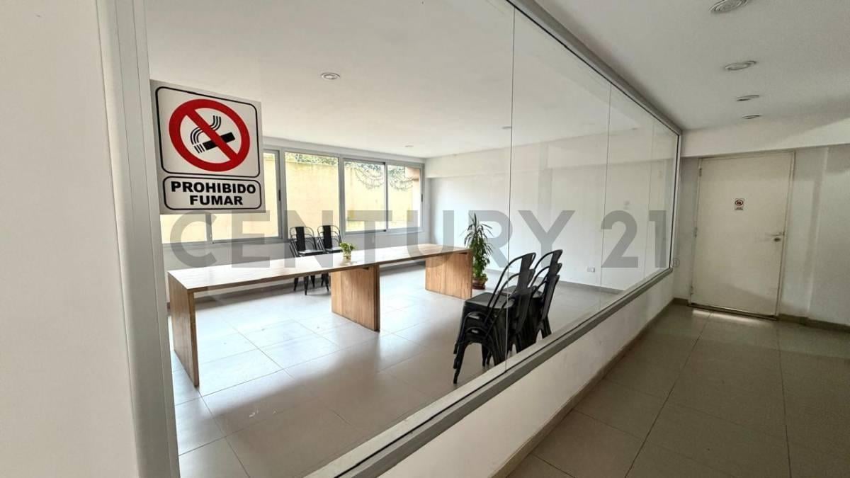 Foto de Venta de cochera cubierta – Ituzaingó Sur, imagen 2