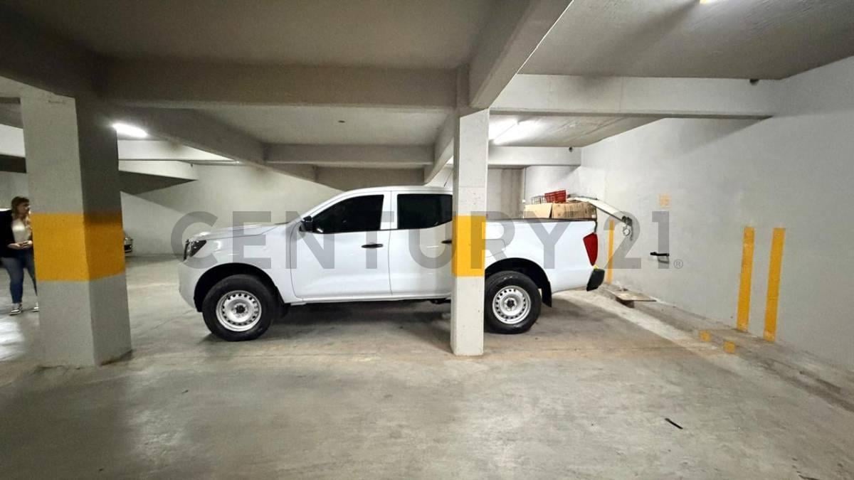 Foto de Venta de cochera cubierta – Ituzaingó Sur, imagen 3