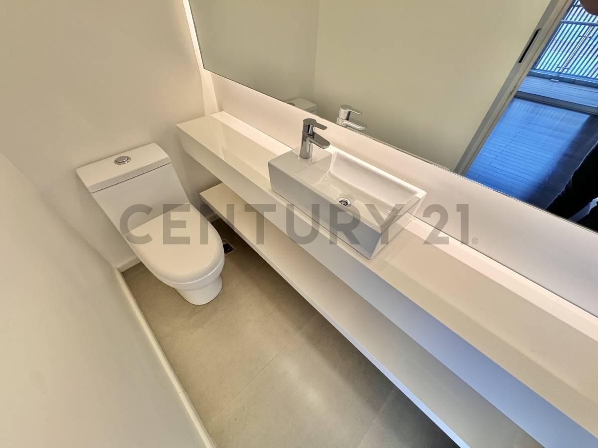 Foto de VENTA SEMIPISO 4 AMBIENTES CASTELAR, imagen 3