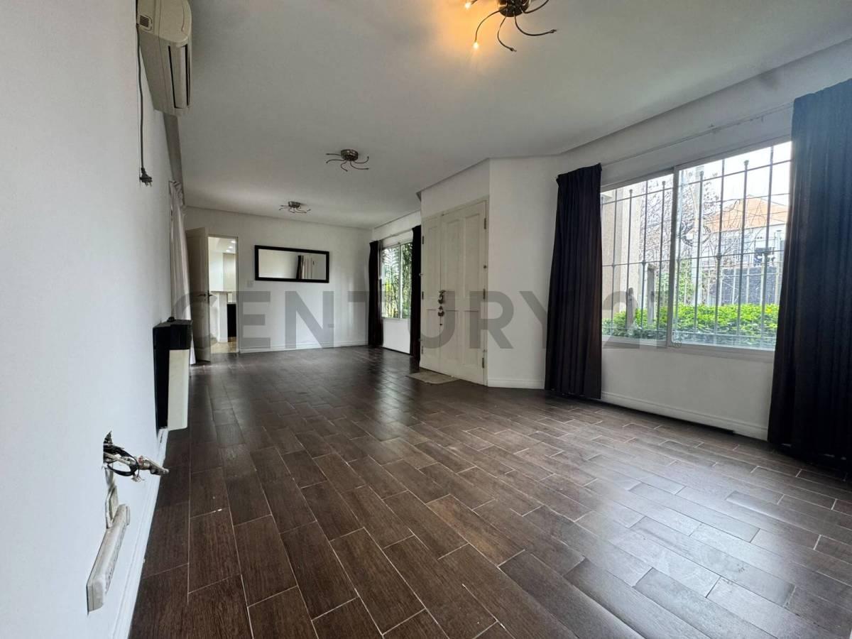 Foto de VENTA CASA PH 4 AMBIENTES CASTELAR CON PARQUE QUINCHO PILETA, imagen 5