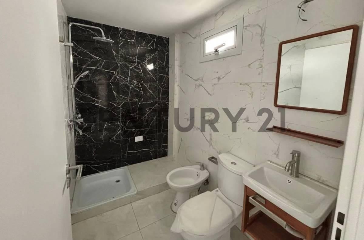 Foto de alquiler de monoambiente en constitución CABA EXCELENTE UBICACION, imagen 5