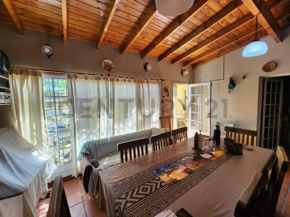 Foto de venta casa multifamiliar en merlo excelente ubicación 3 casas en 1 con, imagen 1