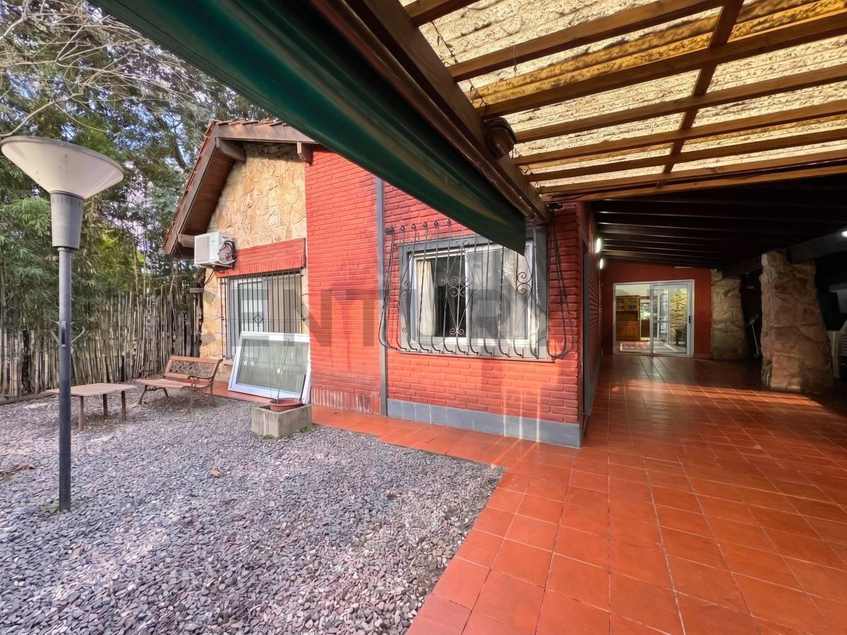 Foto de CASA EN VENTA 4 AMBIENTES CON JARDIN , PATIO , PILETA , SUITE EN EL, imagen 5