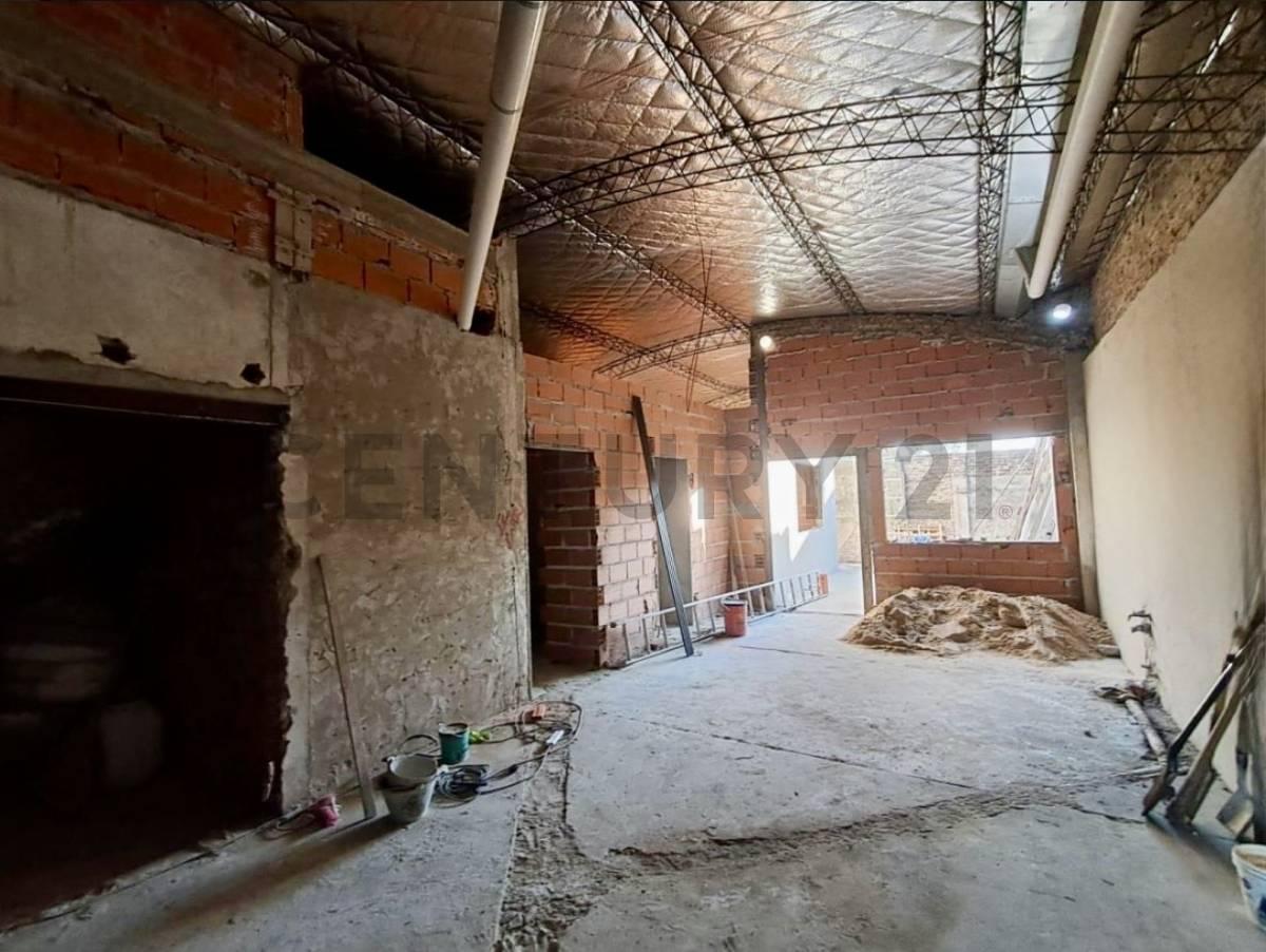 Foto de Venta de casa construcción en Castelar Norte, Moron, GBA Oeste. ACEPTA, imagen 5