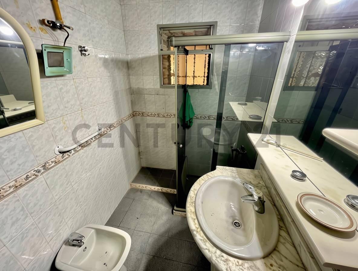 Foto de VENTA CASA 5 AMBIENTES CON COCHERA POMPEYA, imagen 5