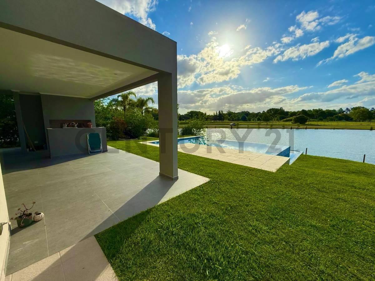 Foto de Venta Casa A La Laguna El Canton Barrio Islas-escobar, imagen 2