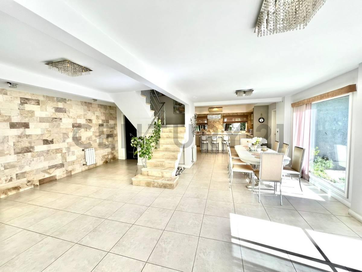 Foto de VENTA CASA 6 AMBIENTES EN COUNTRY SAN DIEGO, imagen 3
