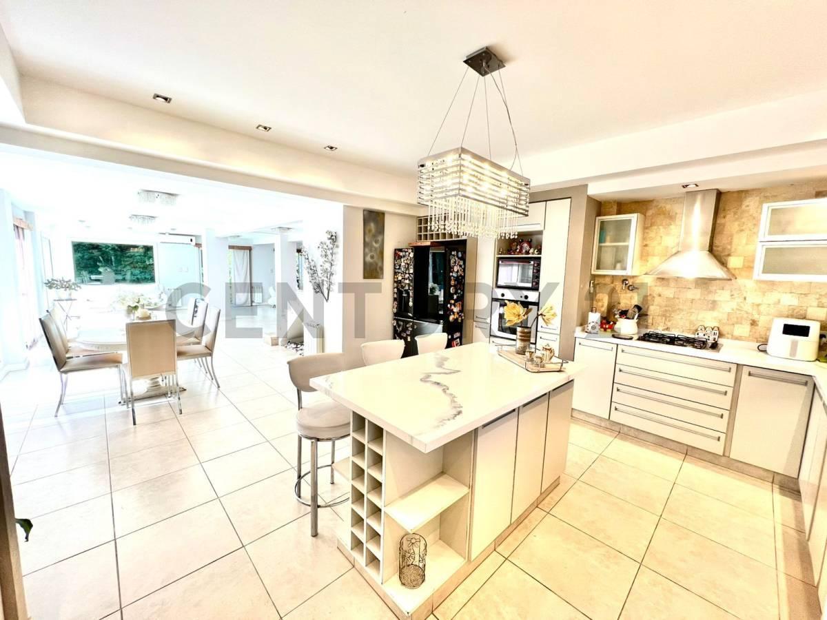 Foto de VENTA CASA 6 AMBIENTES EN COUNTRY SAN DIEGO, imagen 2