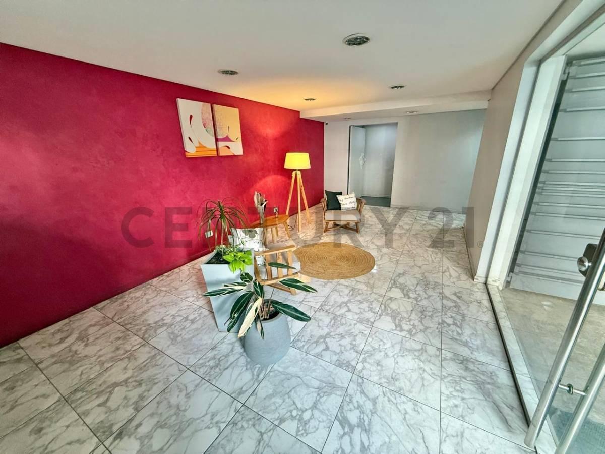 Foto de VENTA DEPARTAMENTO CASTELAR CENTRO 2 AMBIENTES, imagen 2