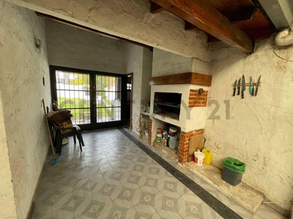 Foto de VENTA CASA 4 AMBIENTES ITUZAINGO NORTE APTA CREDITO, imagen 2