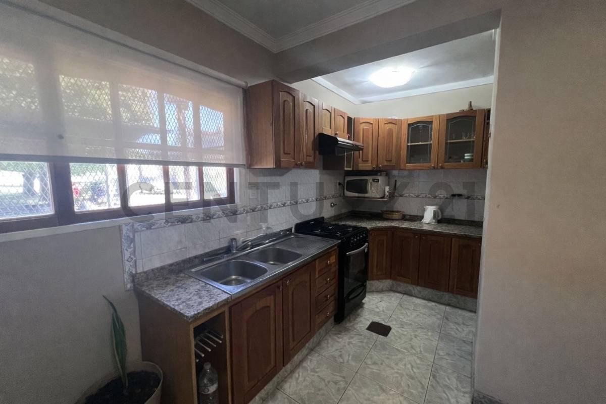Foto de VENTA CASA 5 AMBIENTES CASTELAR SUR, imagen 5