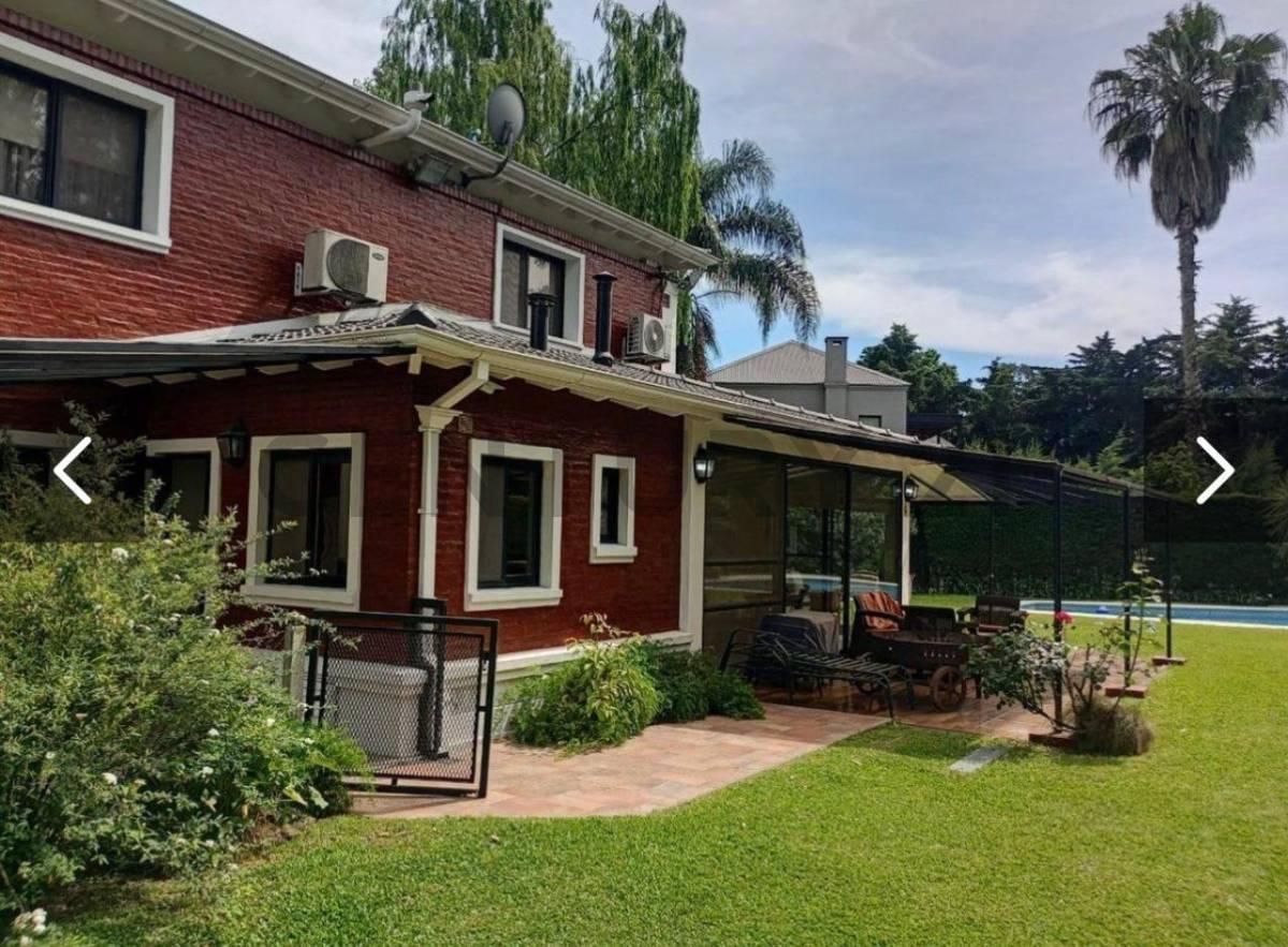 Foto de VENTA CASA 6 AMBIENTES CAMPOS DE ALVAREZ PISCINA PARQUE, imagen 2