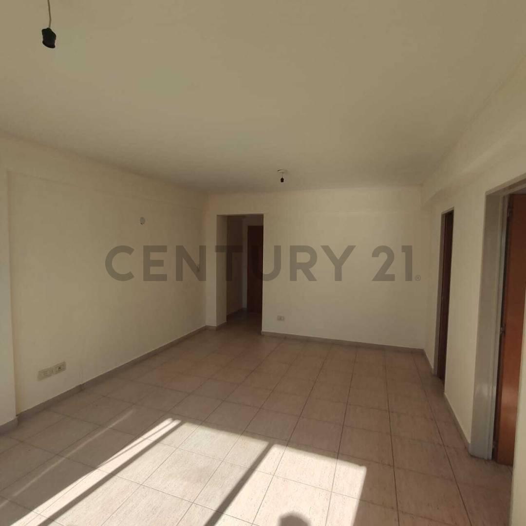 Foto de MONOAMBIENTE ALQUILER MORON CON BALCON, imagen 2