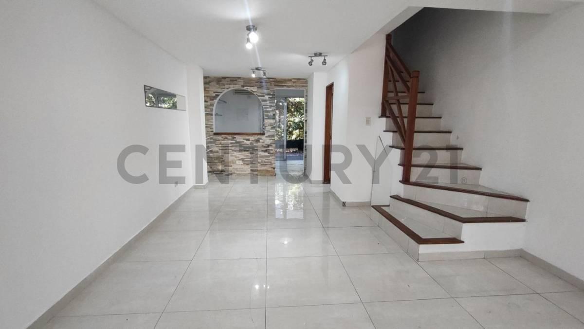 Foto de Venta de Duplex 4 AMBIENTES en Barrio Cerrado María del Parque, imagen 5