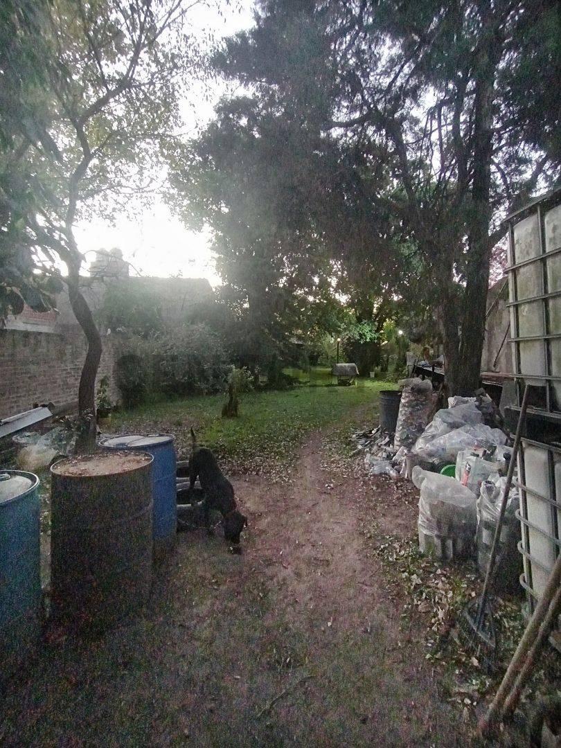 Foto de Venta de lote con galpón en Castelar sur, Morón. Ubicada sobre un, imagen 2