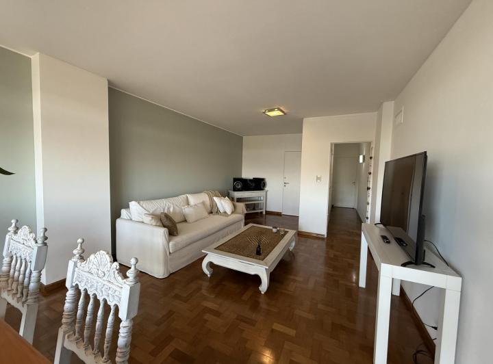 Departamento en venta de tres dormitorios vista al rio cochera barrio Martín rosario 3