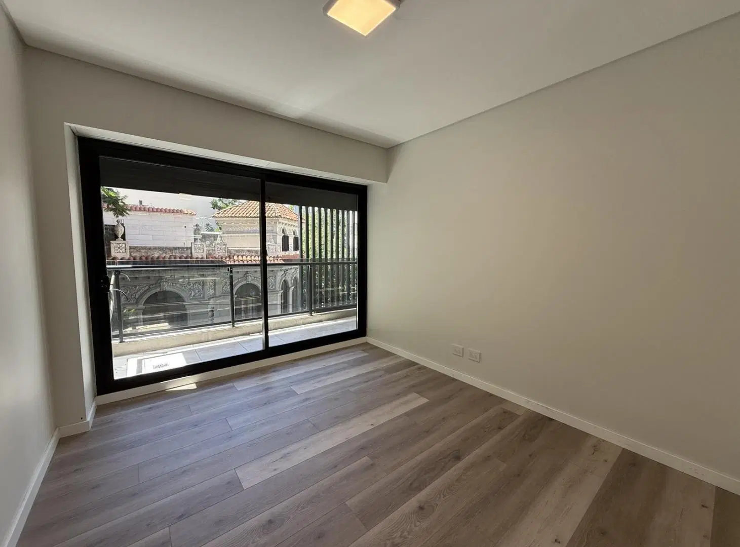 Departamento en venta de tres dormitorios en rosario parrillero exclusivo a estrenar categoria 4