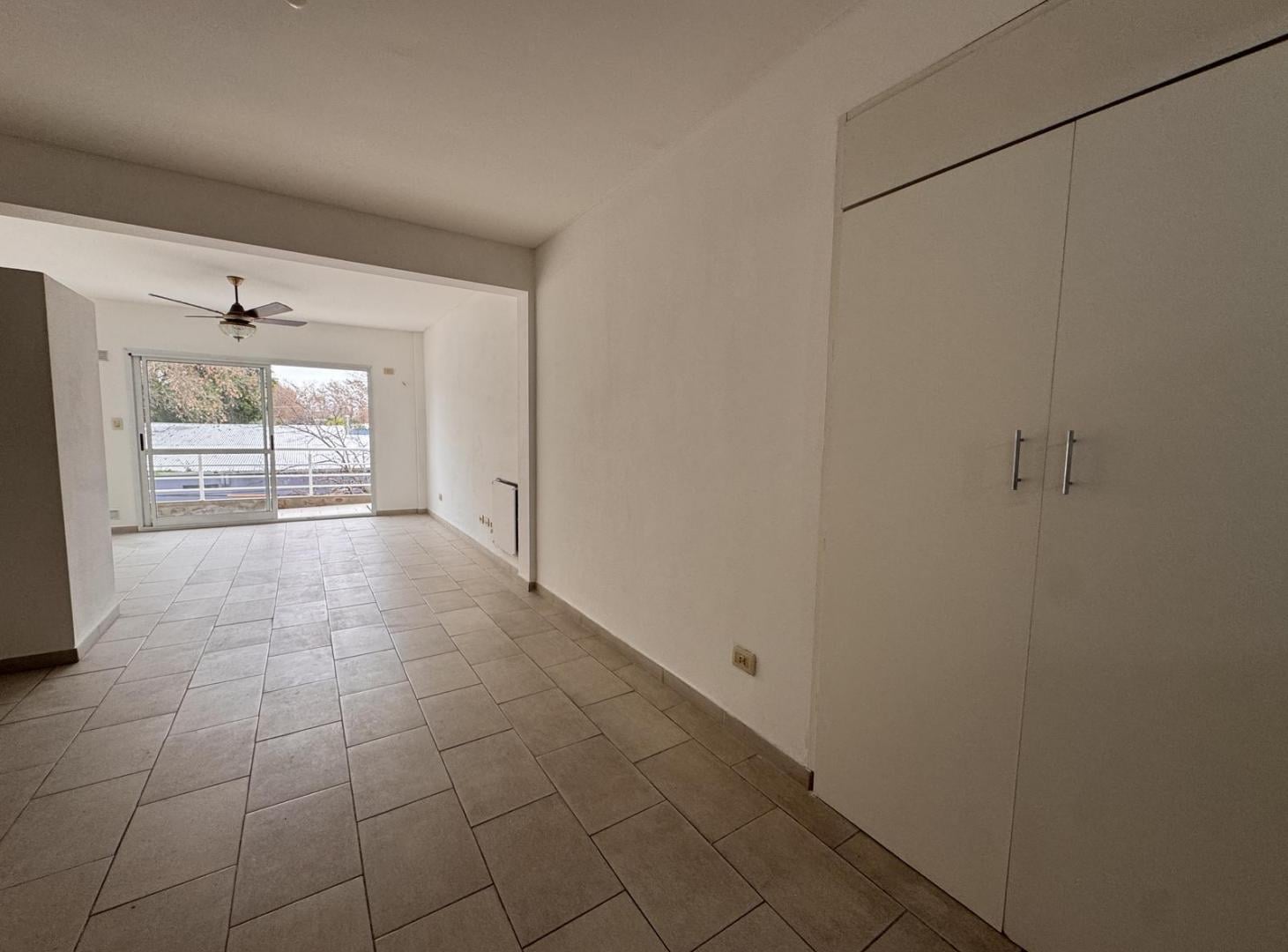 Foto de Departamento monoambiente divisible muy amplio balcon al frente, imagen 4