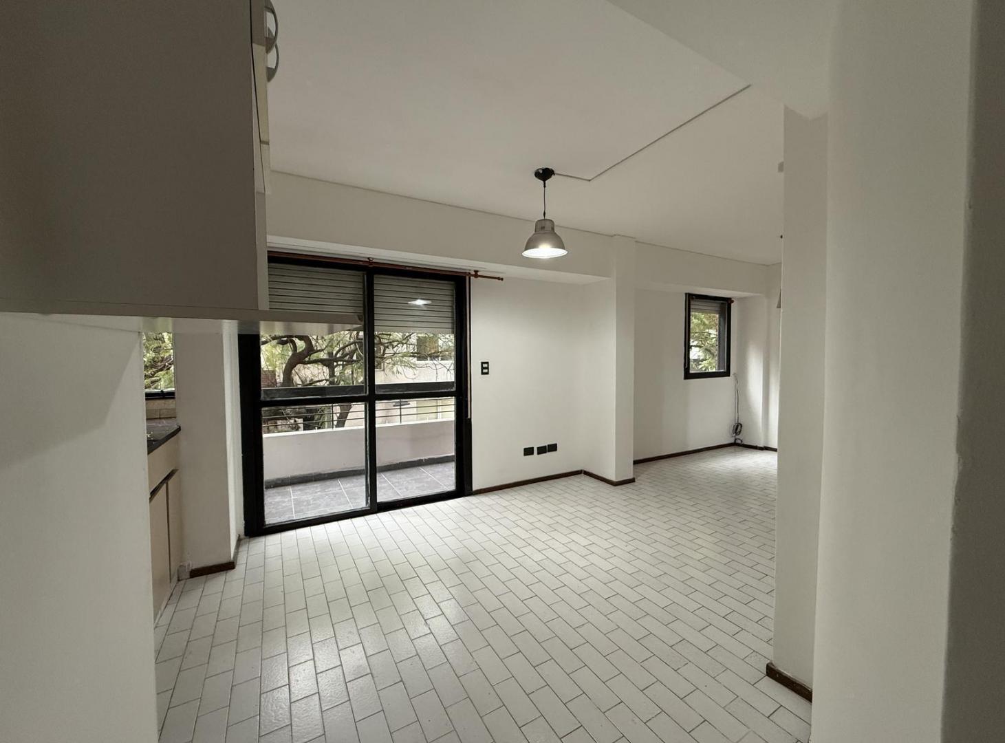 Foto de Alquiler monoambiente zona centro oroño, imagen 1