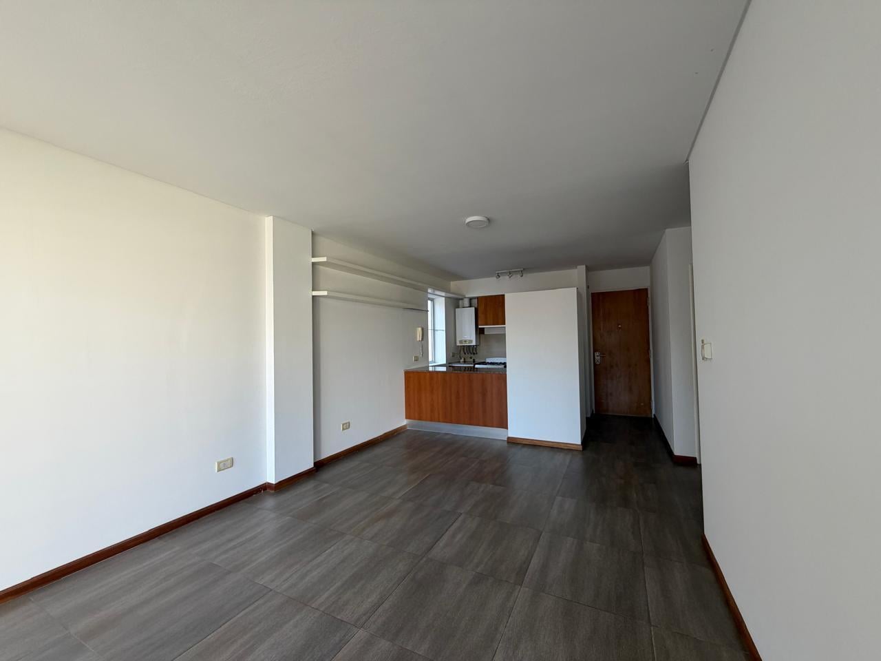 Foto de Departamento en alquiler un dormitorio comodin cochera balcon, imagen 3