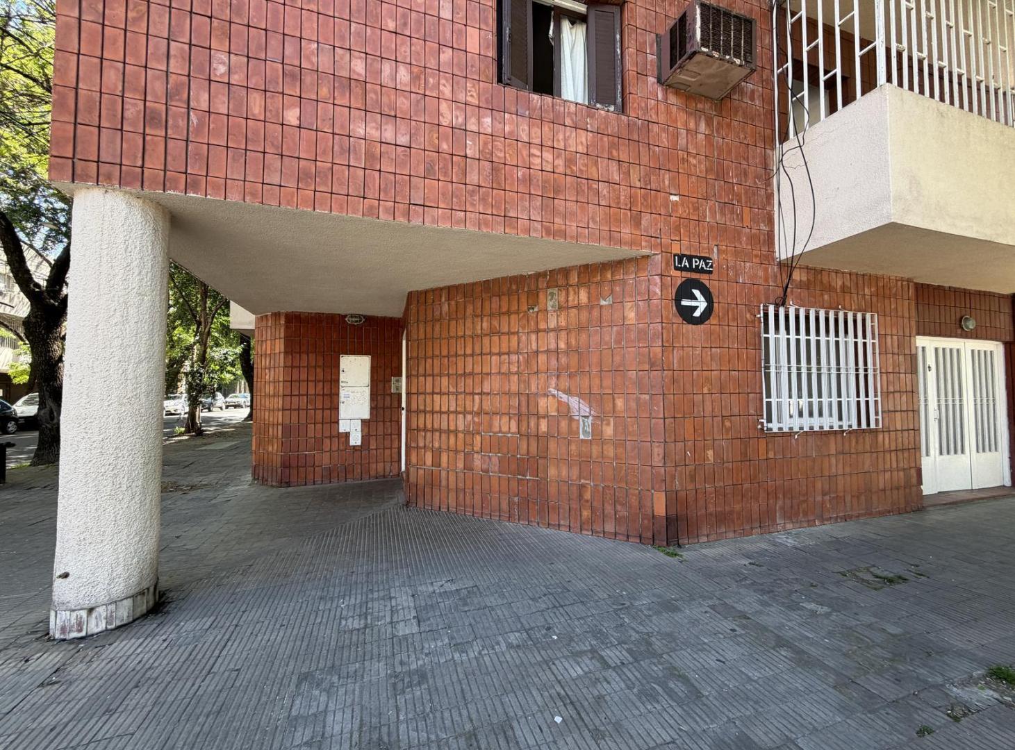 Foto de Departamento en venta tres dormitorios cochera patio parrilla rep de la, imagen 2