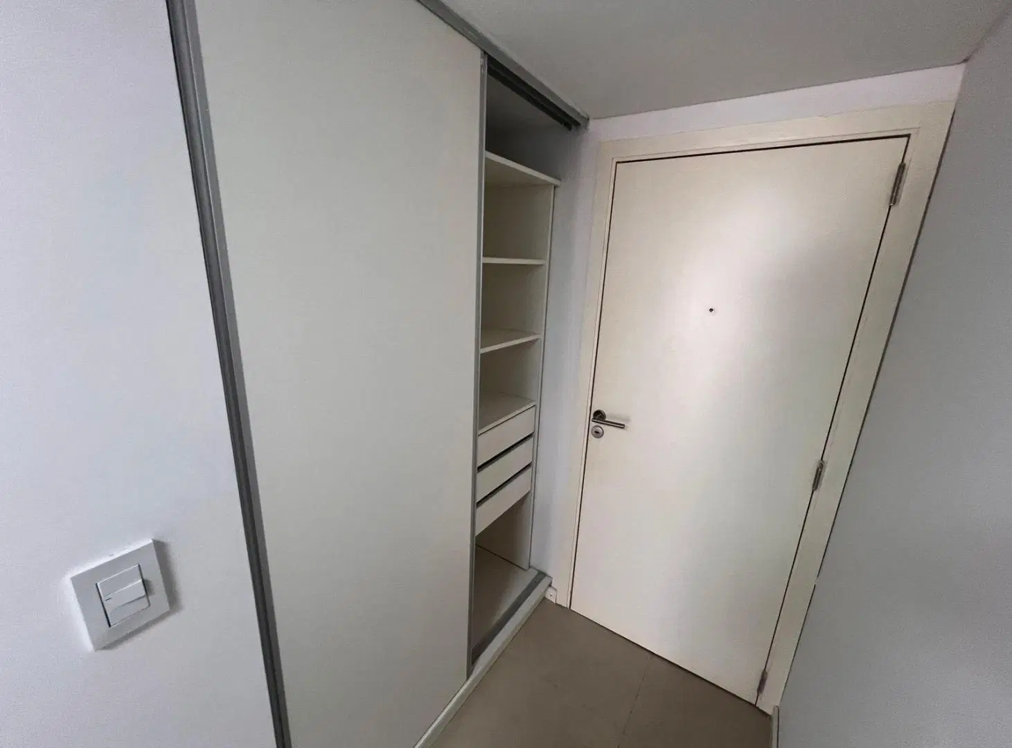 venta monoambiente amplio Paraguay 1576 5