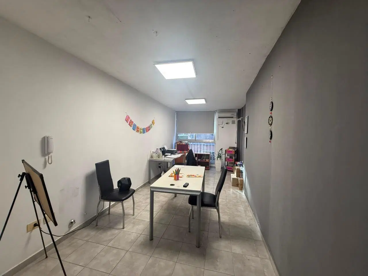 Oficina Comercial Centro con Cochera 5