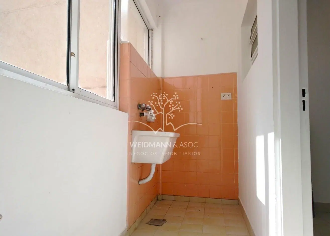 Departamento centrico de dos dormitorios en venta, Santa Fe 5