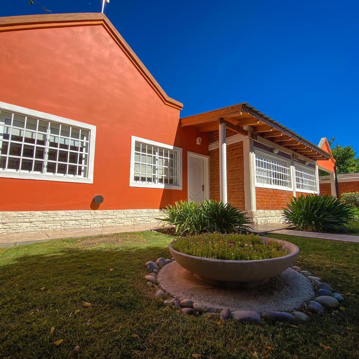 Casa - Plottier 3