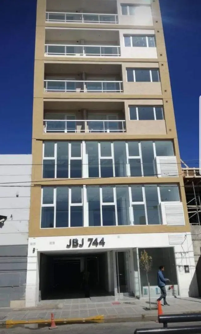 Departamento en calle Juan B Justo 744 2