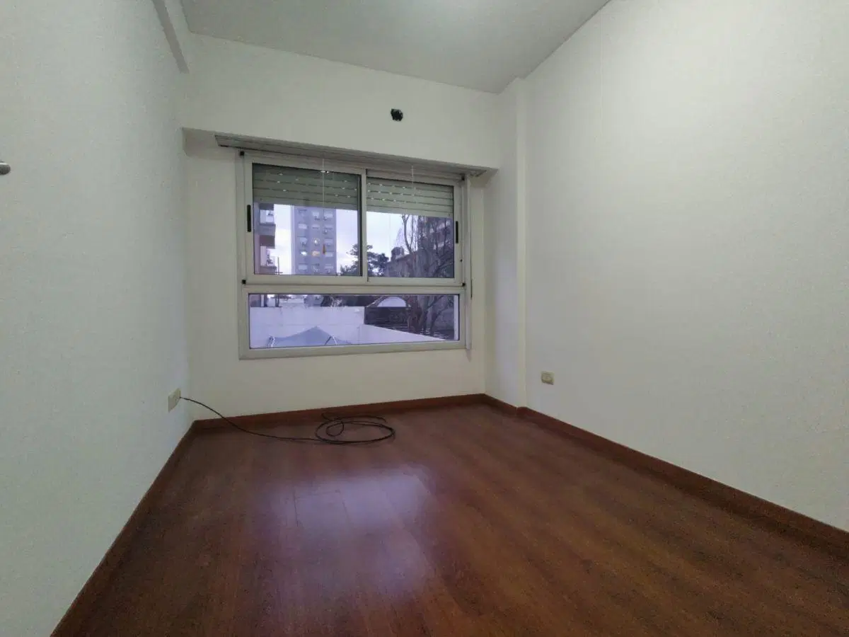 DEPARTAMENTO DE 3 AMBIENTES SEMI PISOC/ COCHCERA DE 69 M2 4
