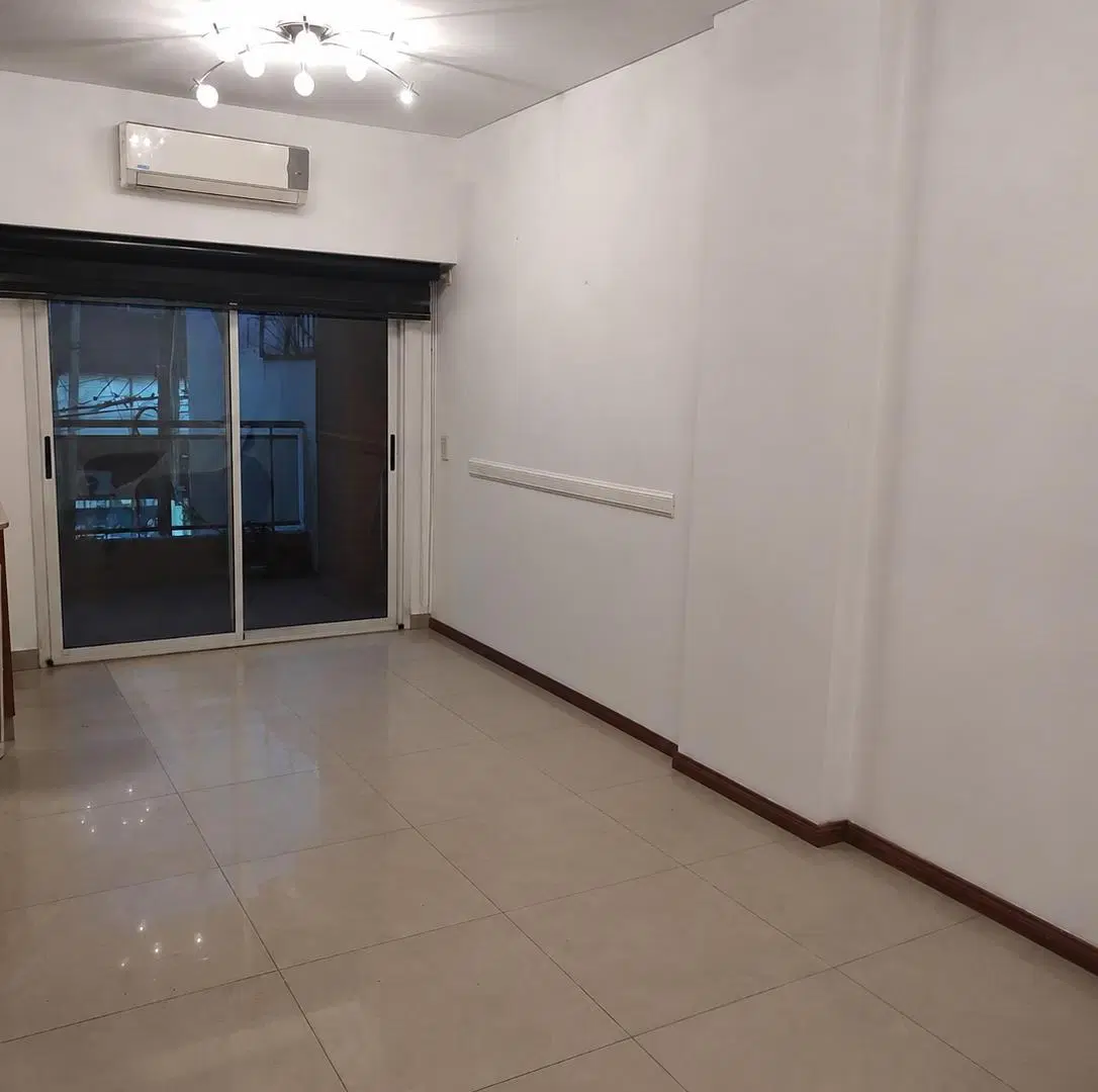 DEPARTAMENTO DE 3 AMBIENTES SEMI PISOC/ COCHCERA DE 69 M2 5
