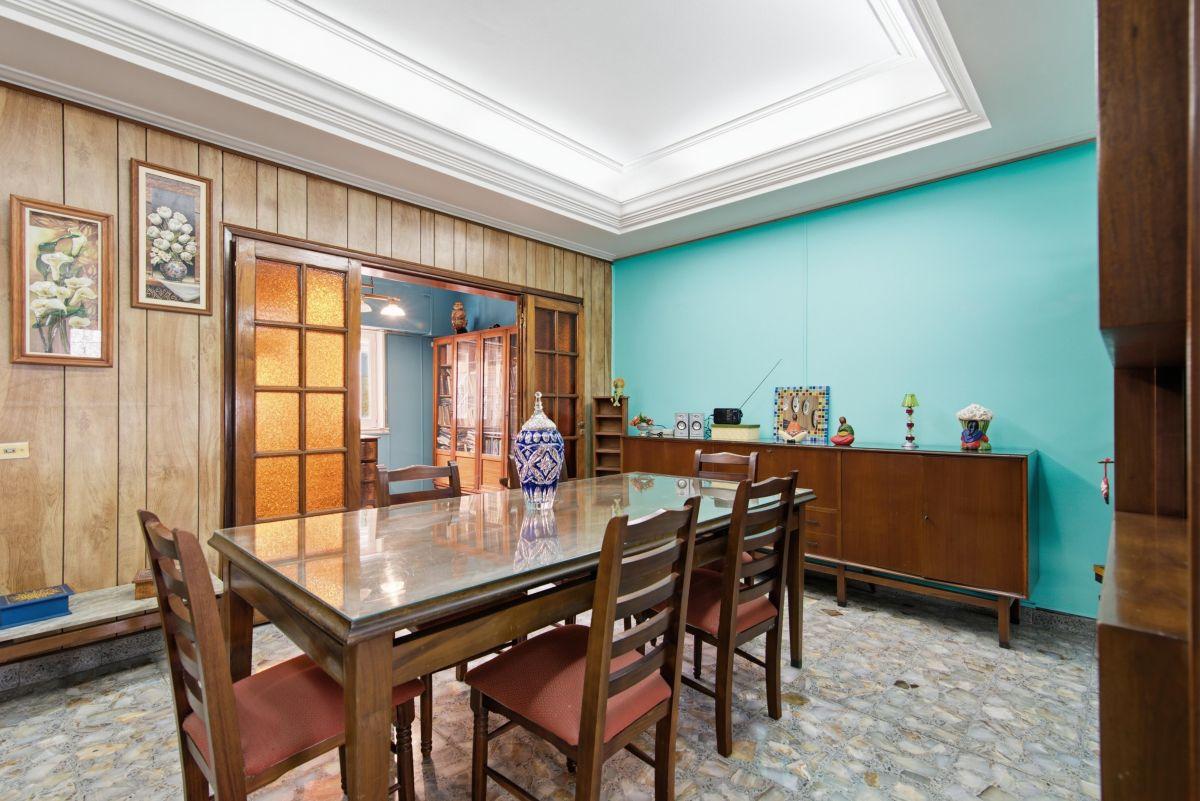 Foto de APTO CREDITO VENTA CASA CHALET DE ESTILO DE 6 AMBIENTES LANUS, imagen 4