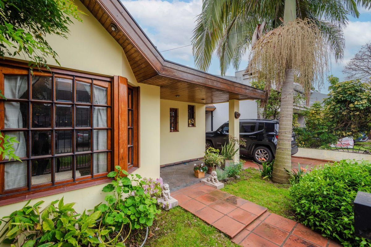 Foto de Venta Casa Chalet de 5 Ambientes Temperley Apto Credito, imagen 1