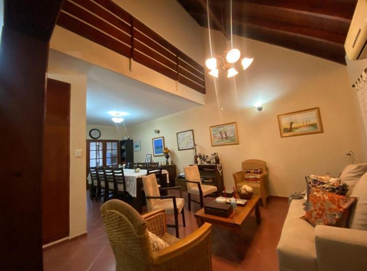 CASA EN VENTA, CORRIENTES CAPITAL 2