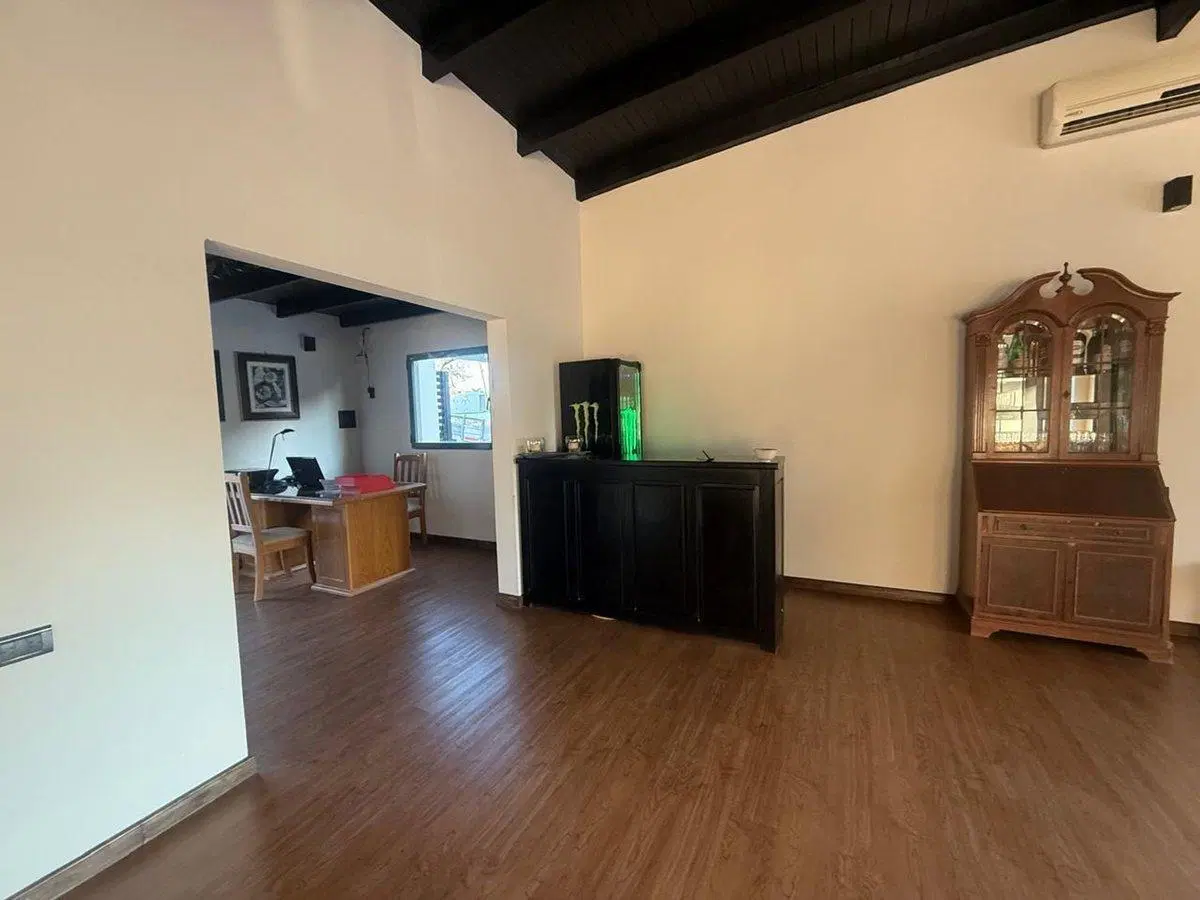 VENTA DE HOTEL EN ESQUINA 2