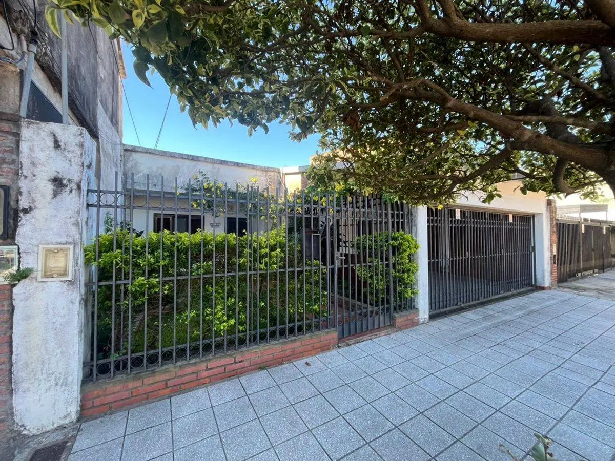 VENTA CASA CORRIENTES CAPITAL 2