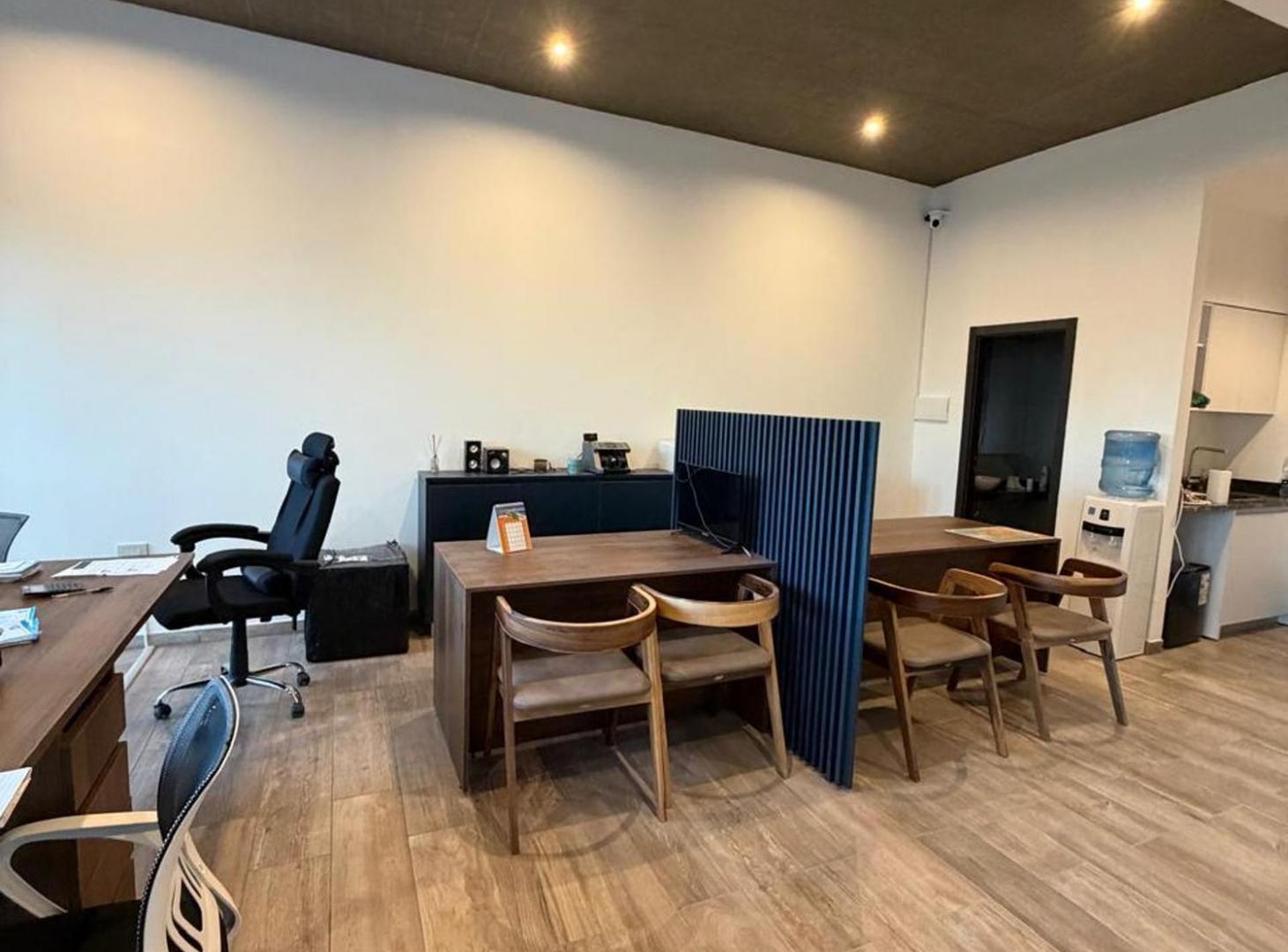 Foto de VENTA DE OFICINA EN CORRIENTES CAPITAL, imagen 3