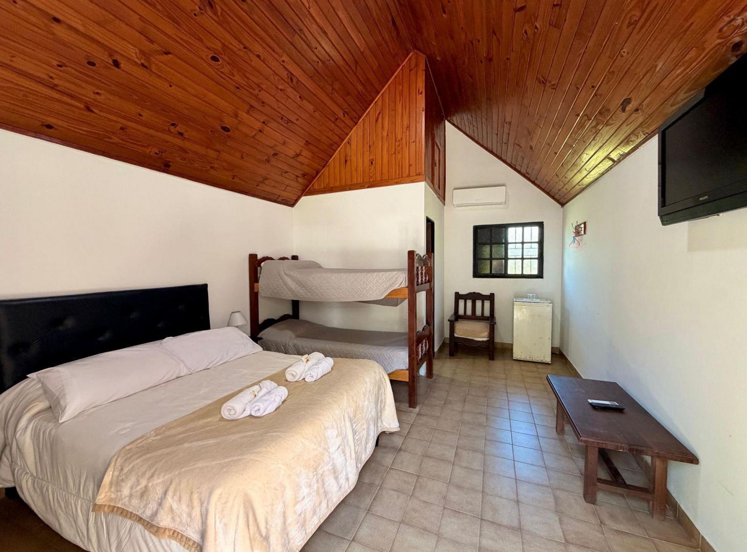 Foto de VENTA DE CABAÑA EN ESQUINA CORRIENTES, imagen 5